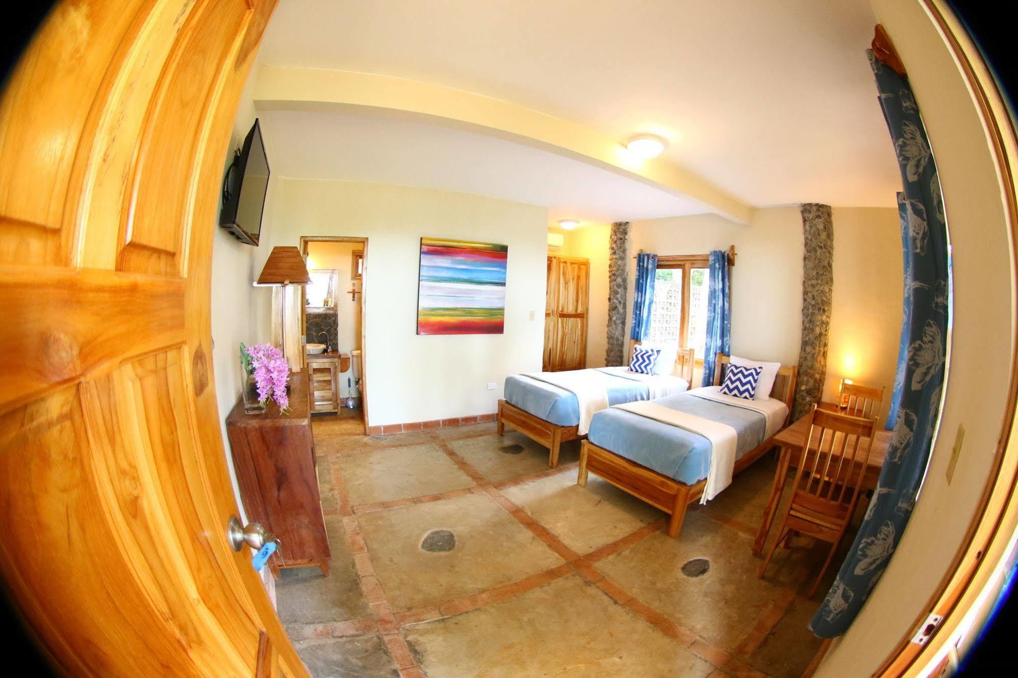 Hotel Playa Reina Llano de Mariato Exterior foto